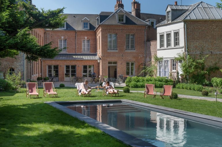 Myrrophores Le Jardin swimming pool